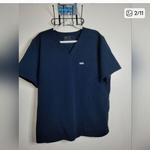 🔥FIGS Scrubs: Bundle 2 for $32 Mix & Match any Single listed Tops or Bottoms 🔥